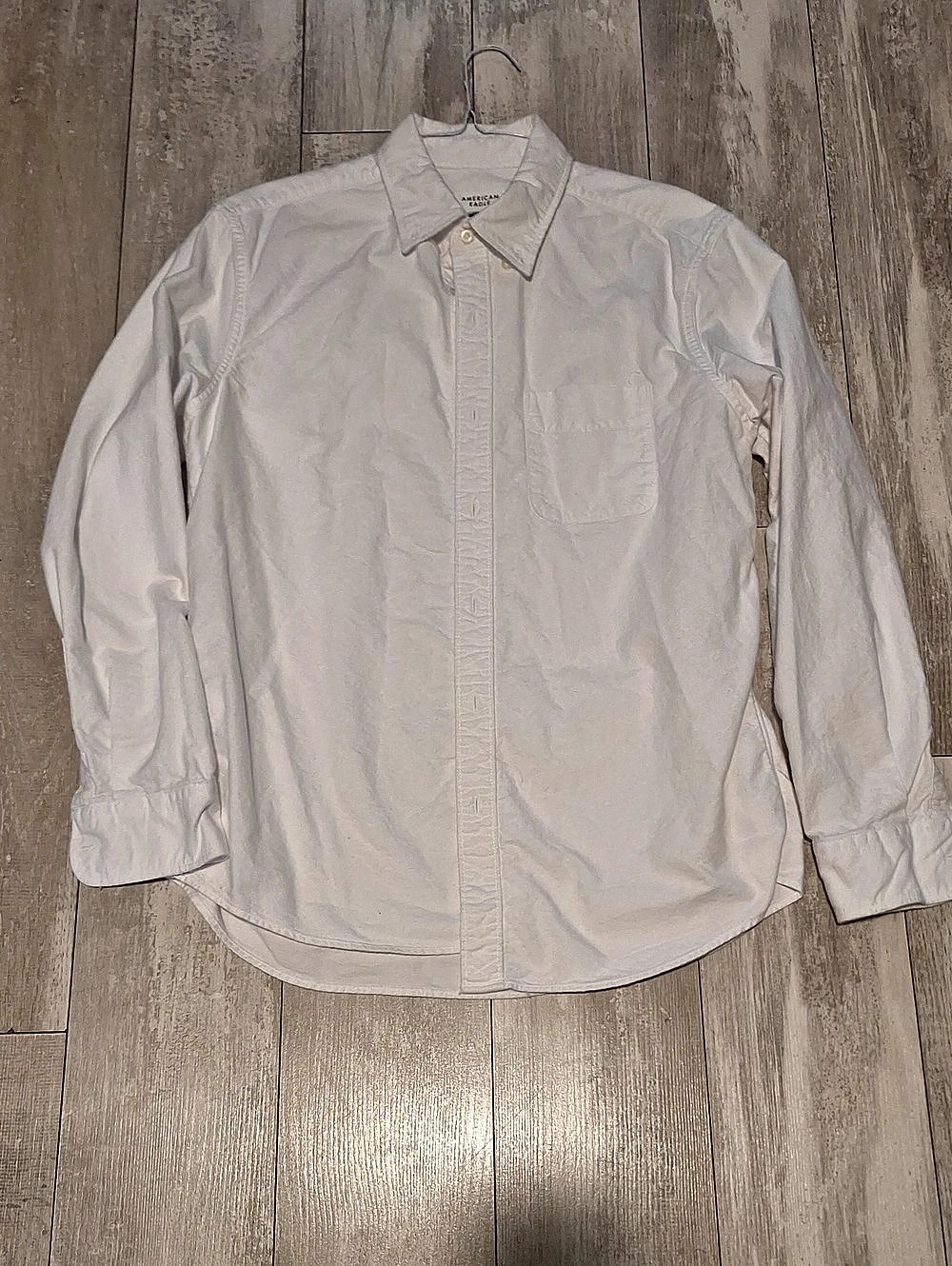 American Eagle Super Soft Casual Button Down Shirt Size Medium